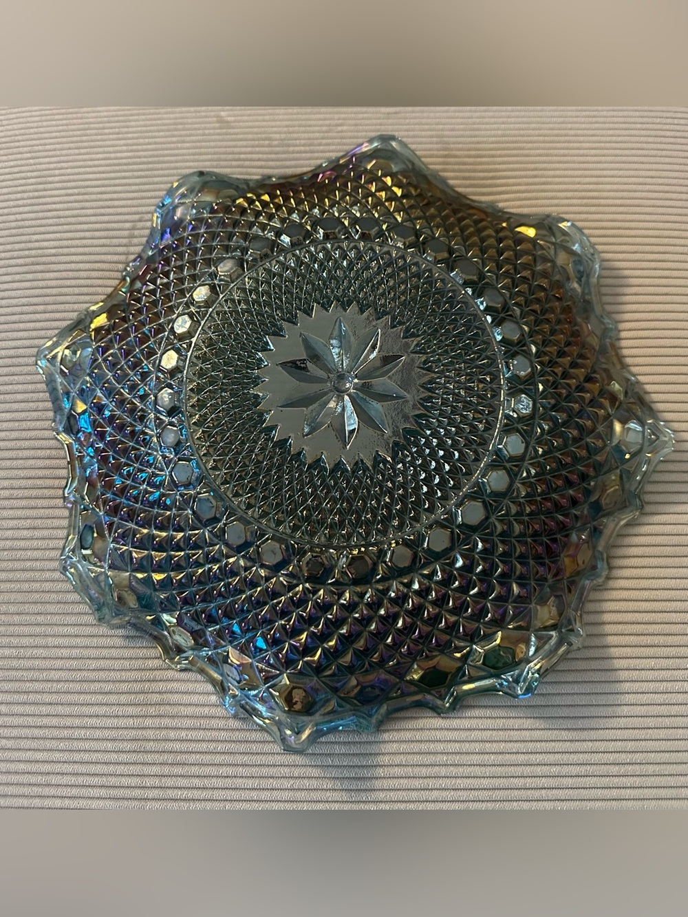 10-inch Indiana Glass Carnival Glass bowl (blue/green/purple) - Picture 3 of 4